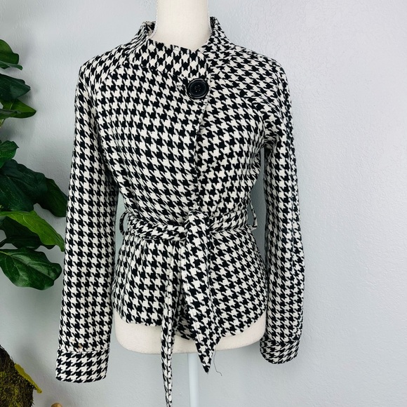 Black and White Wool Blend  Large Houndstooth print Flare short Coat - Picture 2 of 6